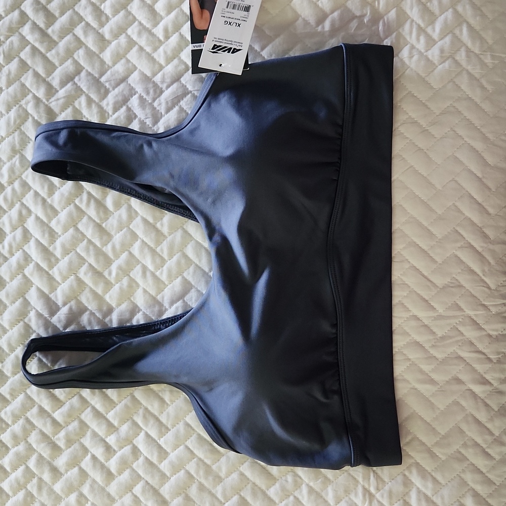 Women’s Twist Back Sports Bra. Grey, Size XL